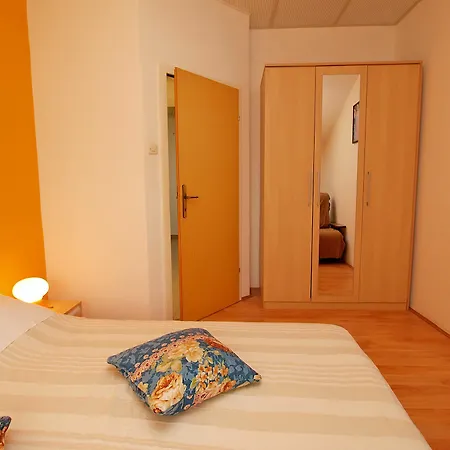 Apartment Neven 810 Medulin