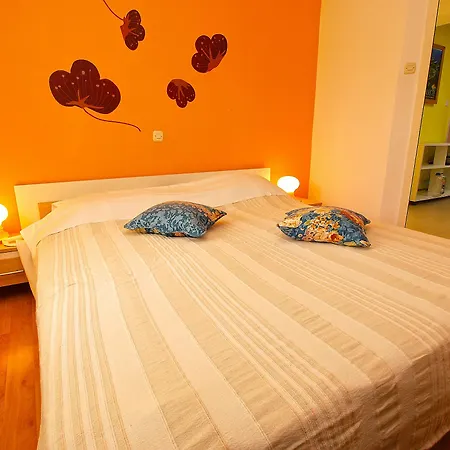 Apartment Neven 810
