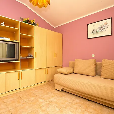 Neven 810 Apartment Medulin