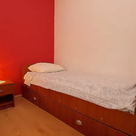 Apartment Neven 810 Medulin